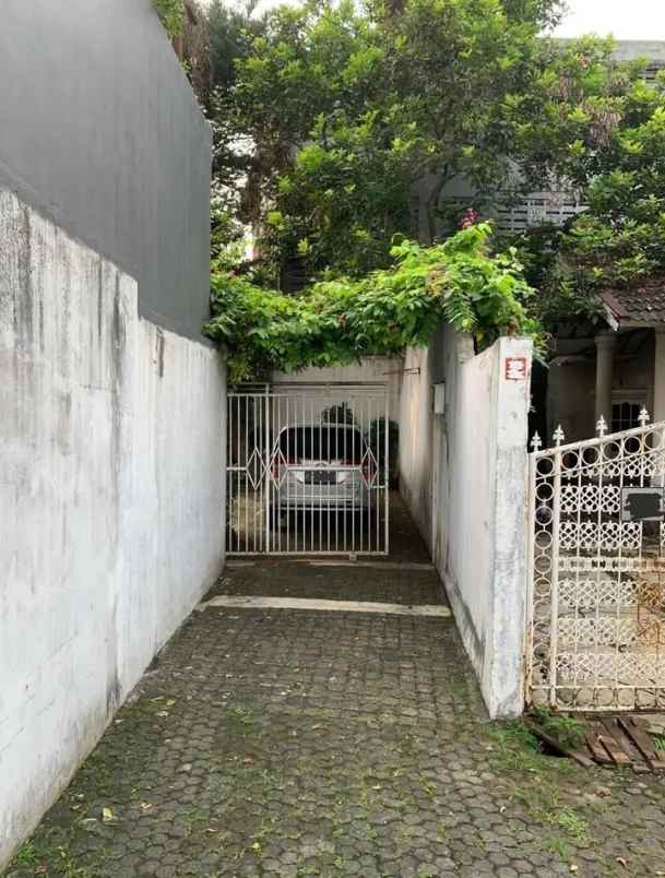dijual rumah pondok labu