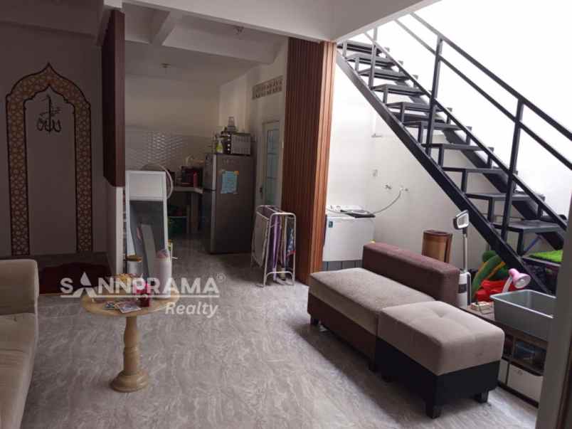 dijual rumah pondok petir