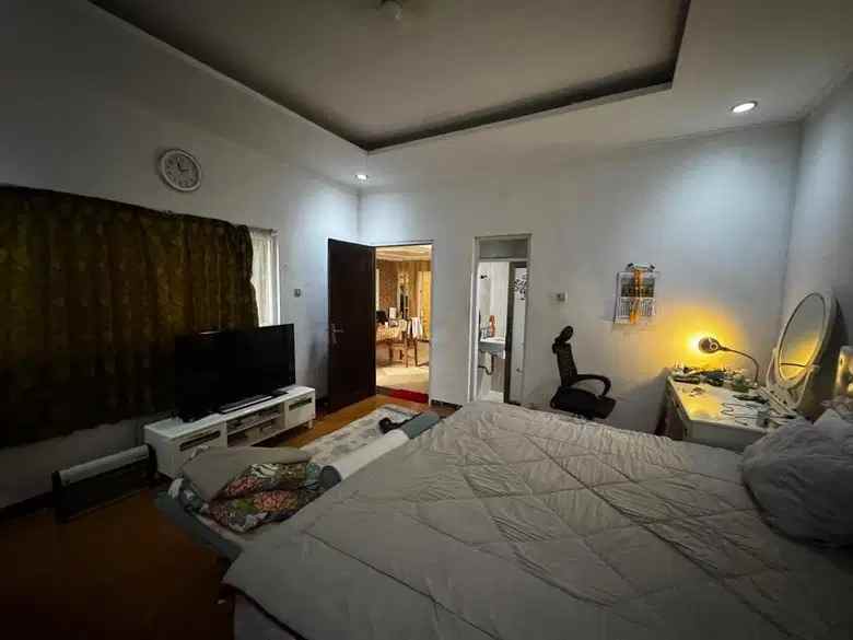 dijual rumah pondok pucung