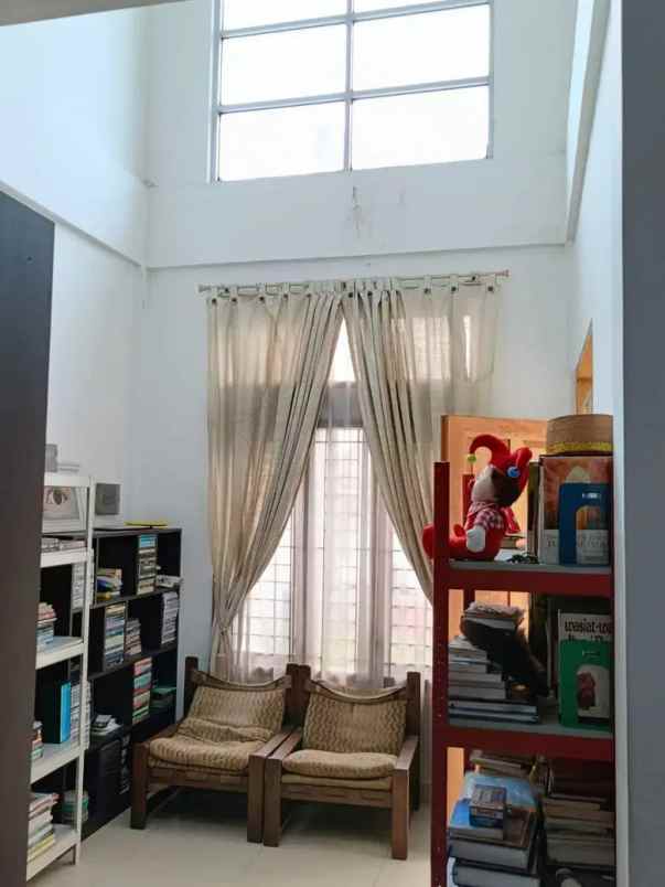 dijual rumah pondok ranji