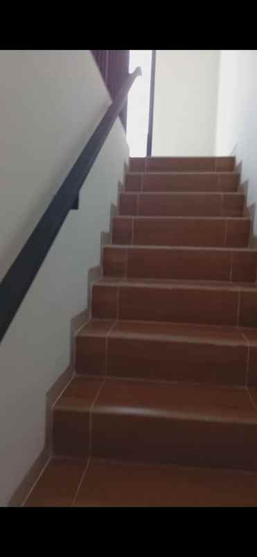 dijual rumah ps rebo