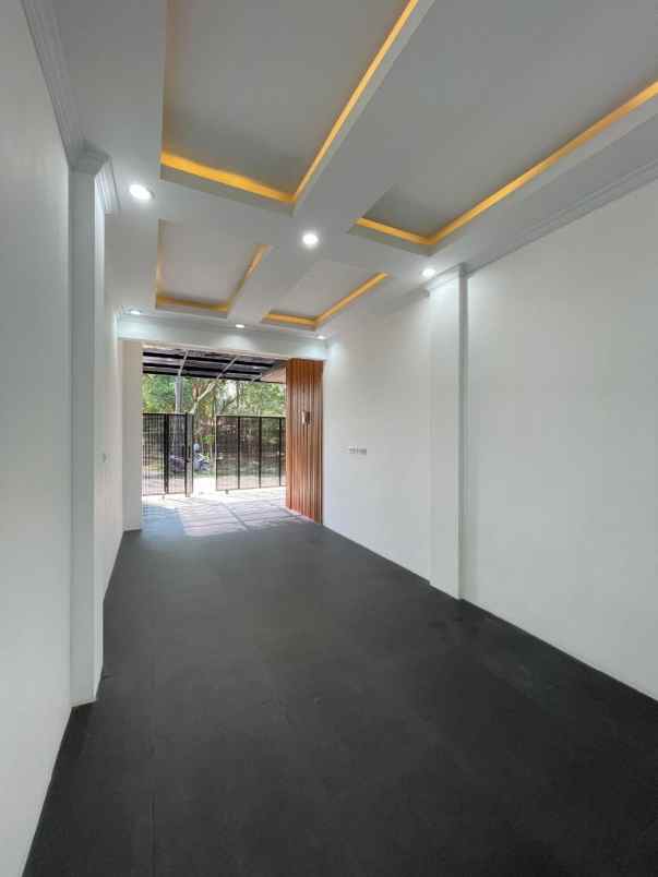 dijual rumah purwo martani kalasan