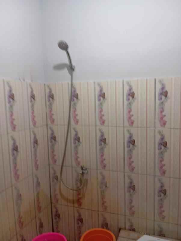 dijual rumah queen garden