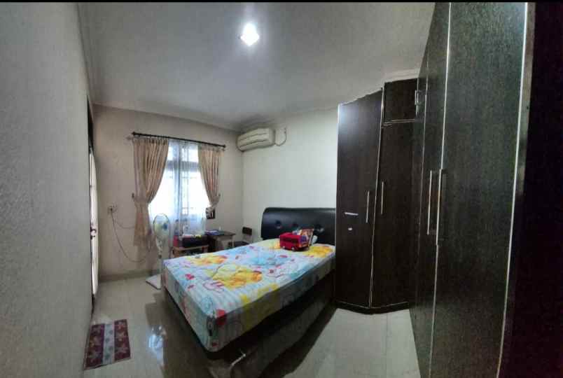 dijual rumah rawamangun