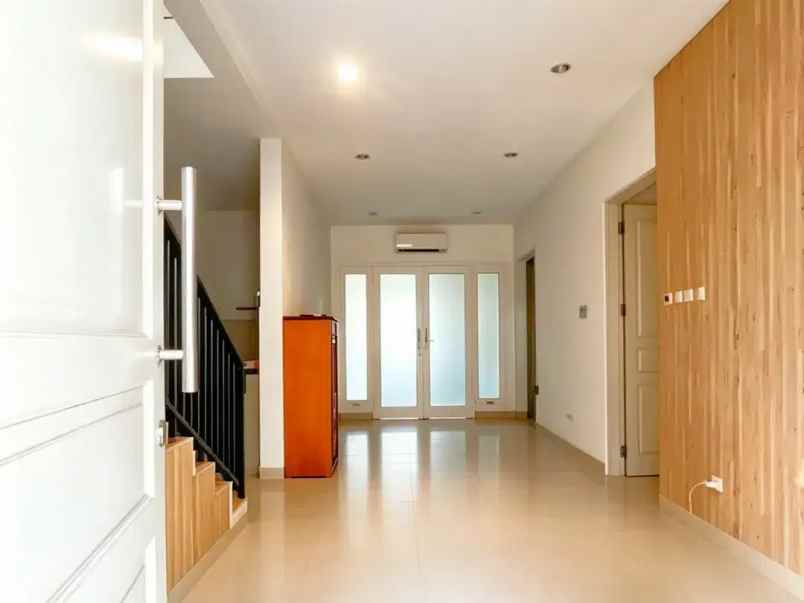 dijual rumah rawamangun