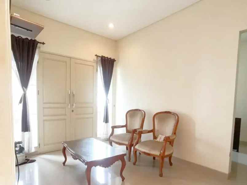 dijual rumah rawamangun