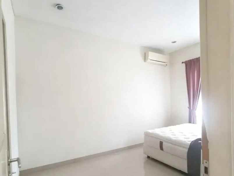 dijual rumah rawamangun