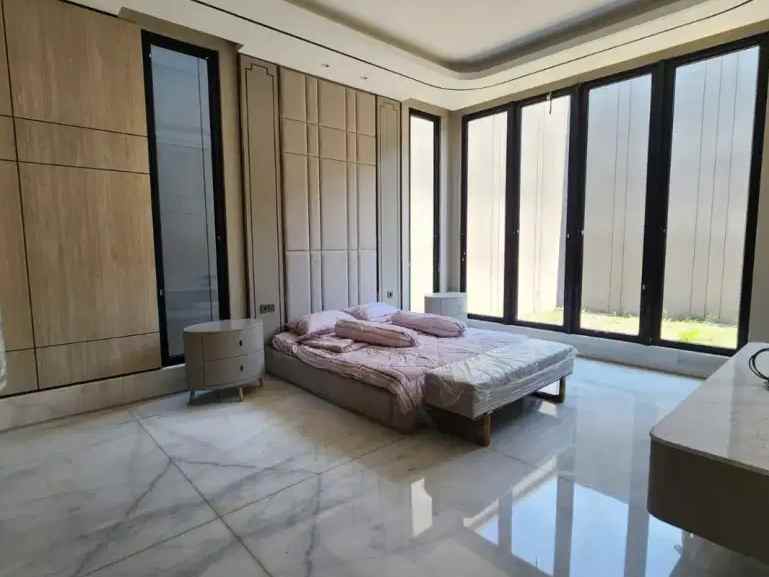 dijual rumah regency 21 arief rahman hakim