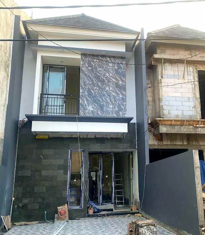 dijual rumah rungkut asri barat