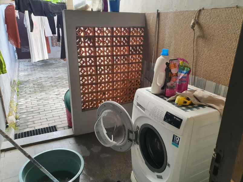 dijual rumah rungkut asri timur