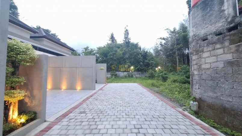 dijual rumah sardonoharjo