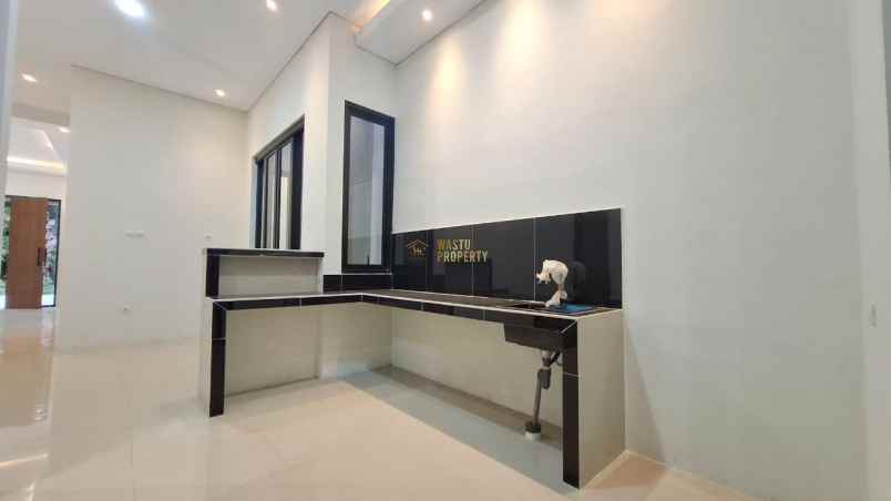 dijual rumah sardonoharjo