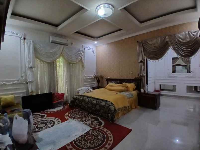 dijual rumah sawangan baru