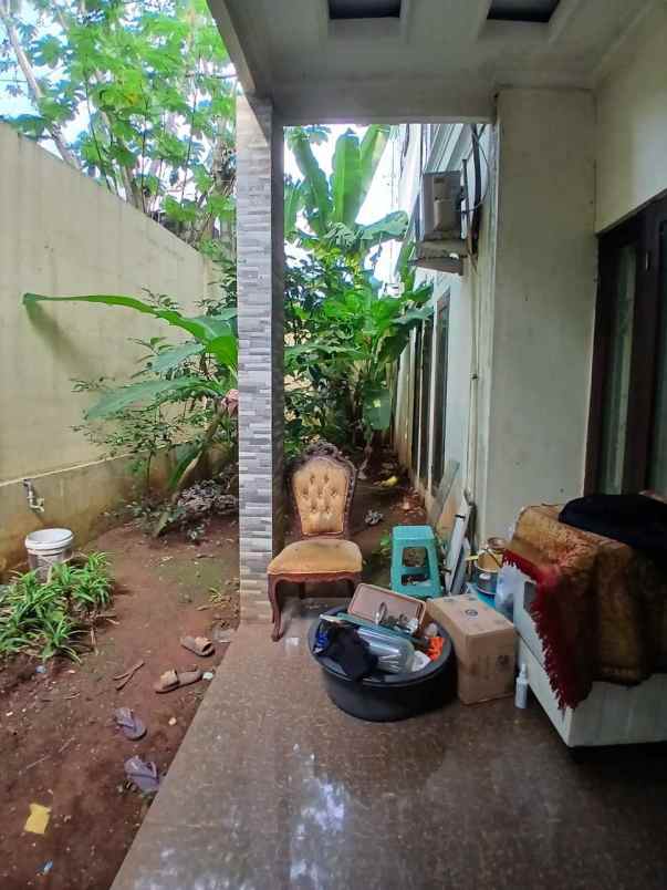 dijual rumah sawangan baru