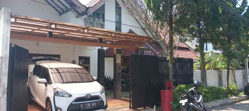 dijual rumah sayap turangga martanegara kota bandung