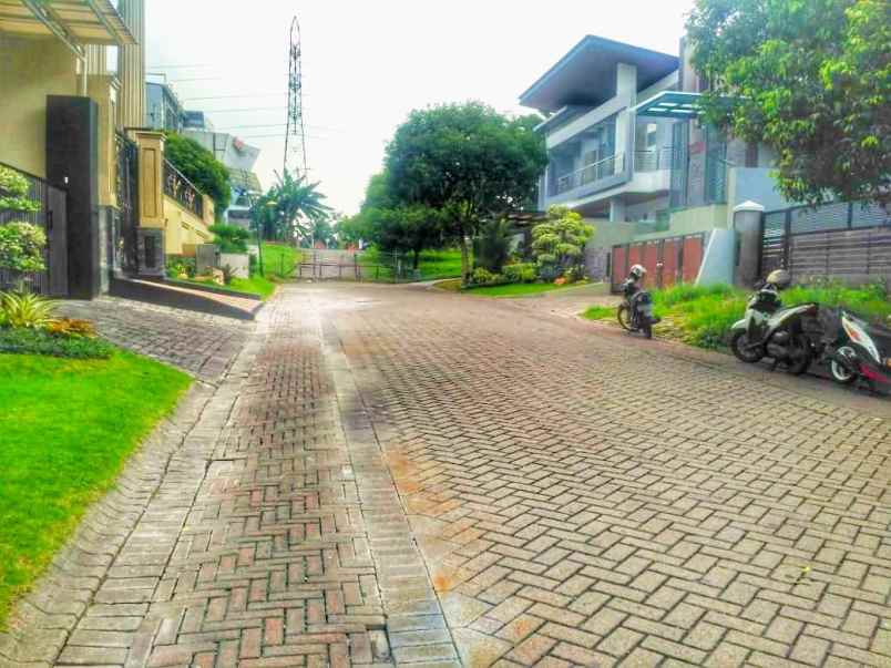 dijual rumah selat golf citraland