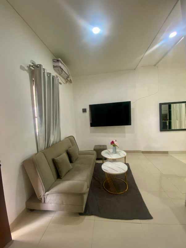 dijual rumah serpong tangerang selatan