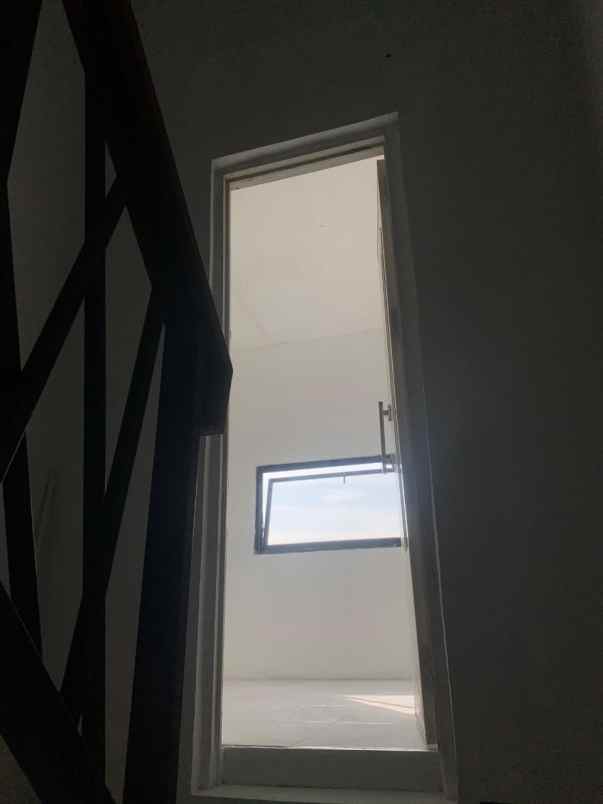 dijual rumah serpong tangerang selatan