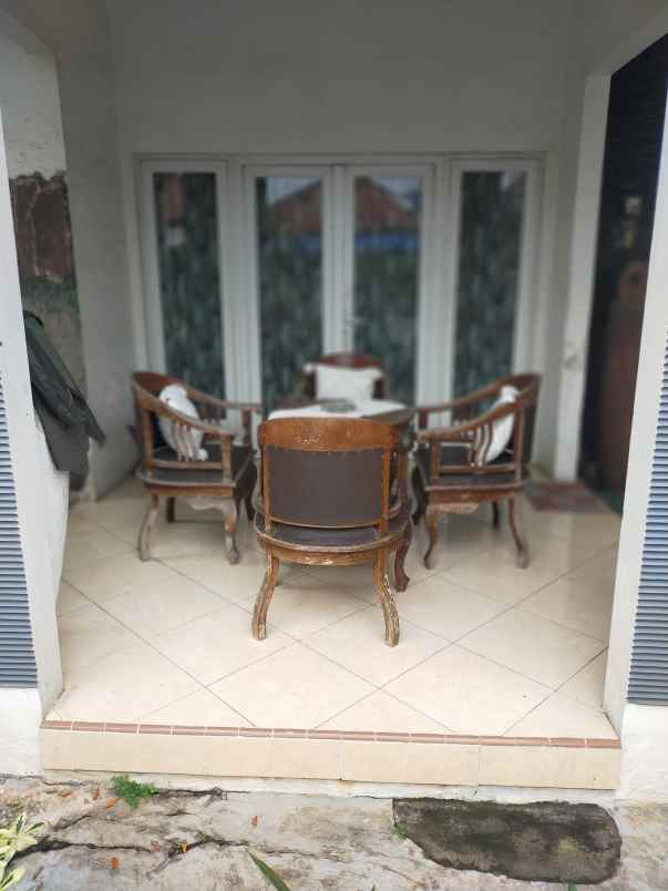 dijual rumah siap huni