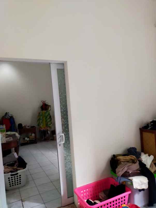 dijual rumah siap huni