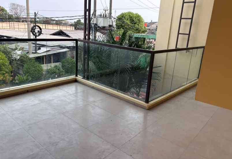 dijual rumah siap huni di green village bekasi
