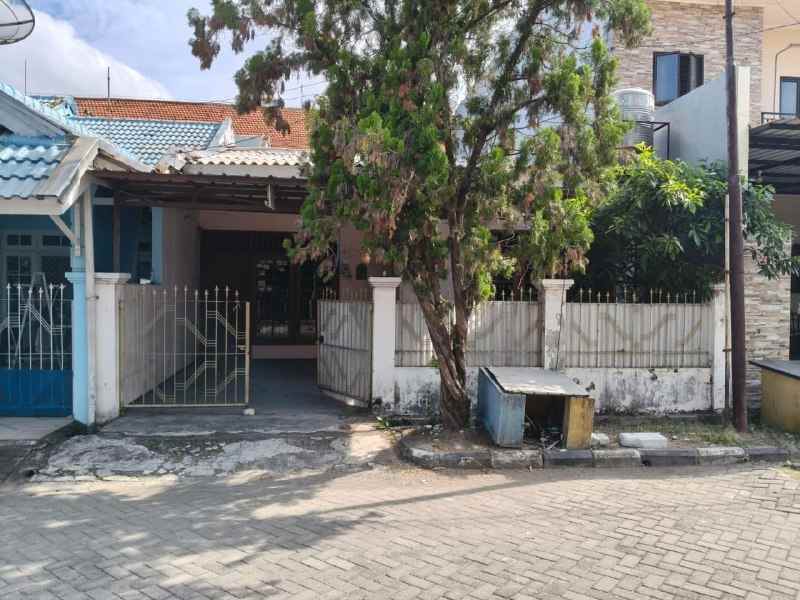 dijual rumah siwalankerto permai