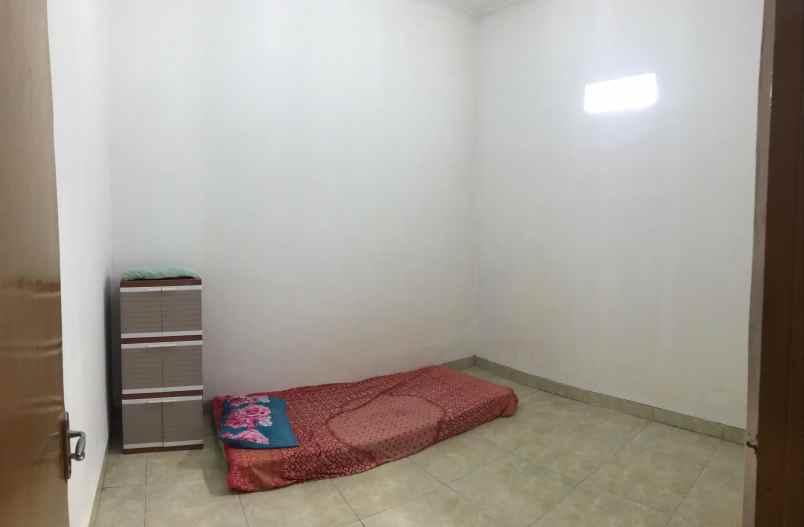 dijual rumah strategis