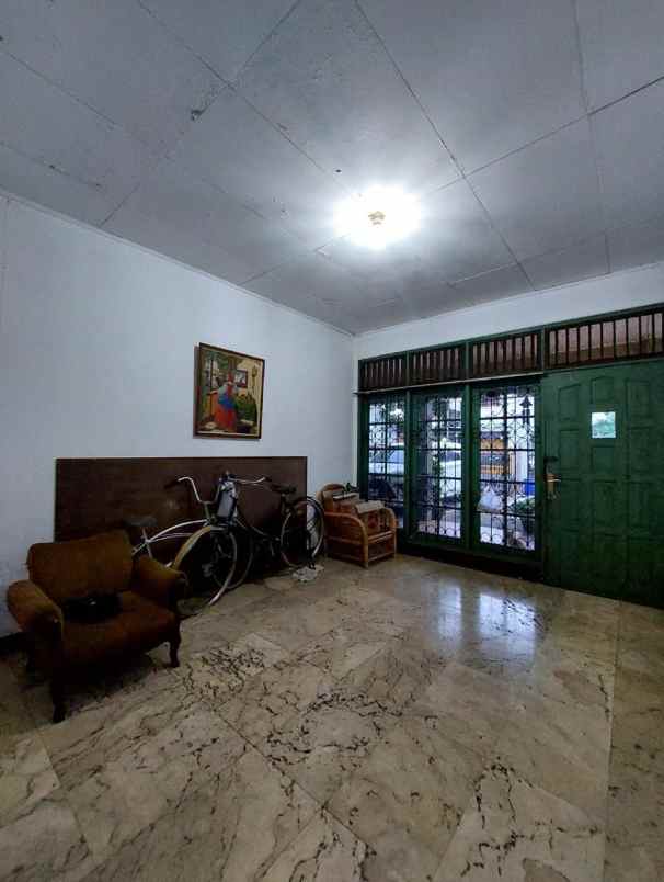 dijual rumah strategis pertukangan h ilyas