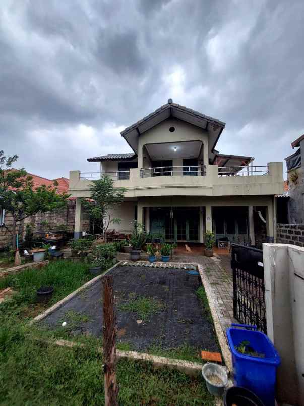 dijual rumah strategis pertukangan h ilyas