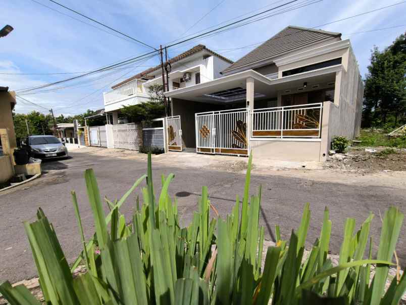 dijual rumah sukoharjo ngaglik sleman