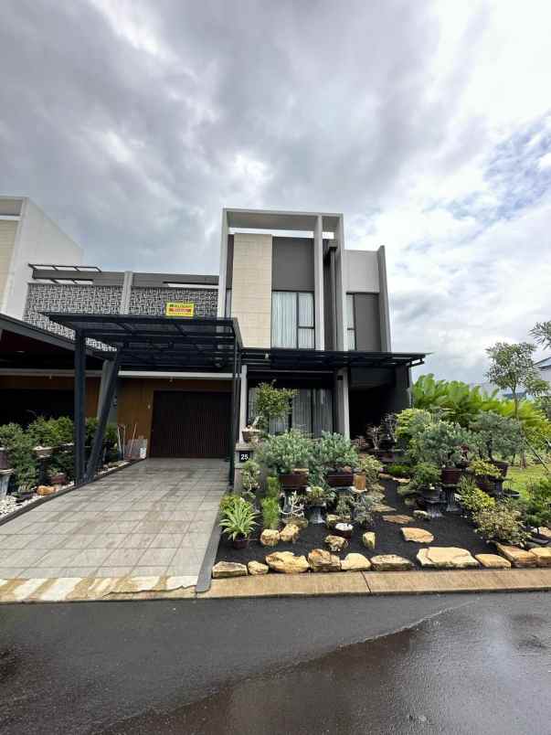 dijual rumah suvarna sutera cluster eldora
