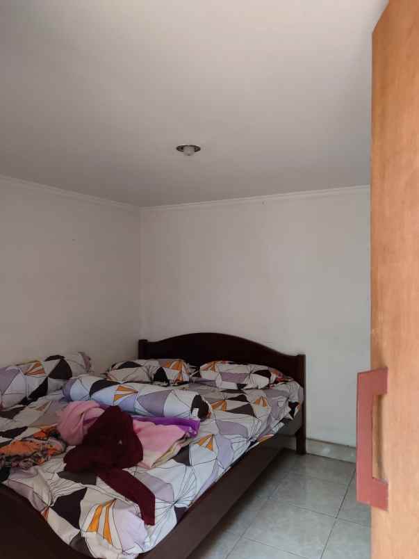 dijual rumah tanah baru