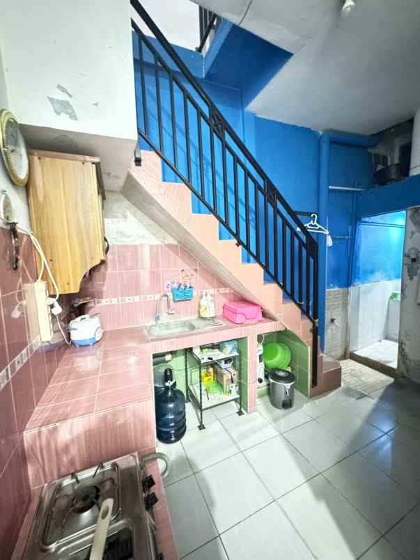 dijual rumah tembalang