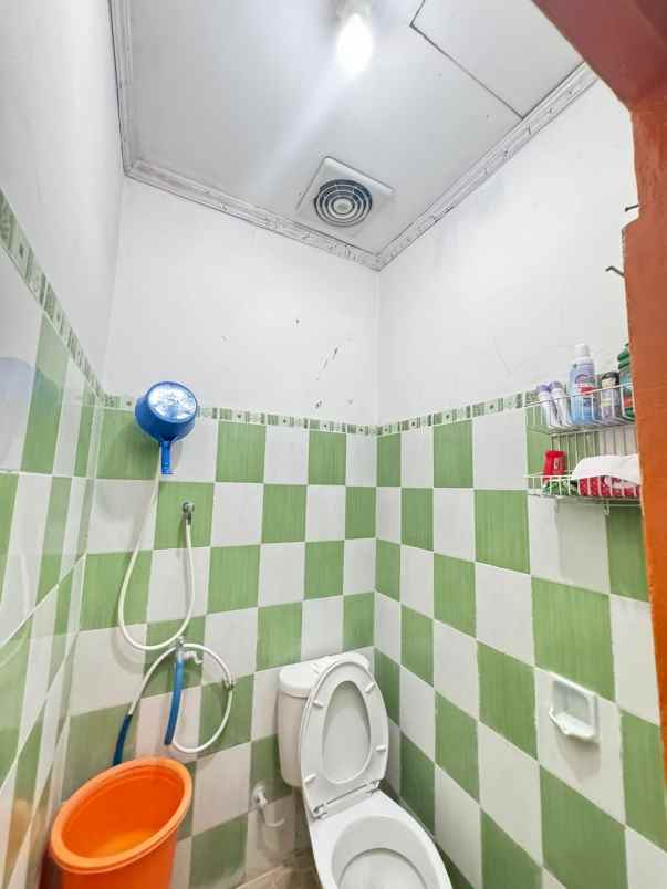 dijual rumah tembalang