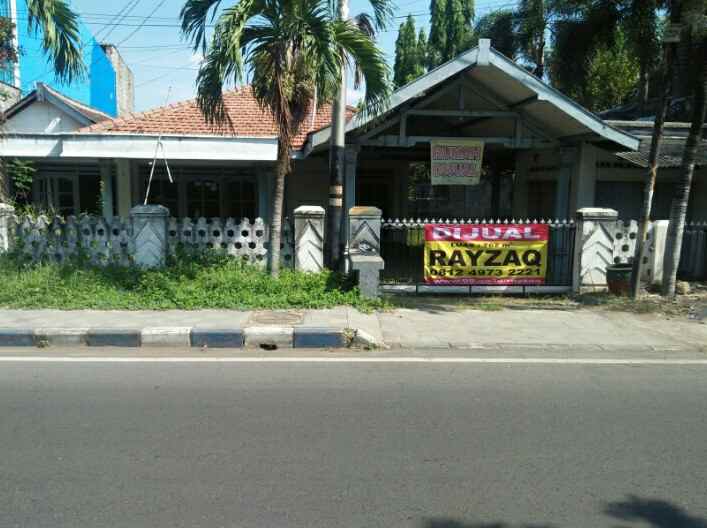 dijual rumah tepi jalan daerah bugul