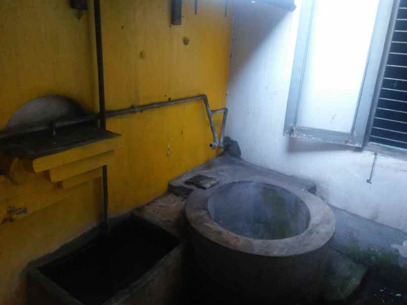 dijual rumah tepi jalan raya kh akhmad