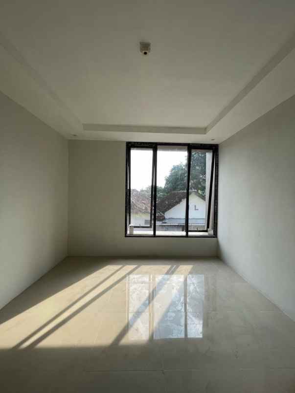 dijual rumah tundan purwomartani