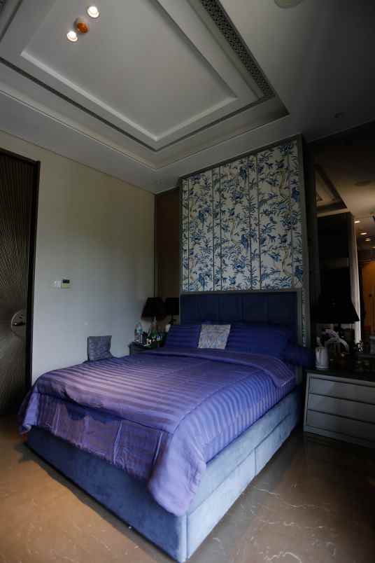 dijual rumah villa permata gading