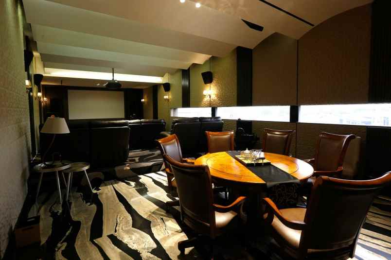 dijual rumah villa permata gading