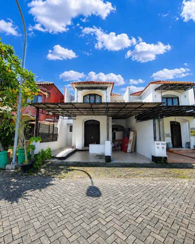 dijual rumah wisata bukit mas