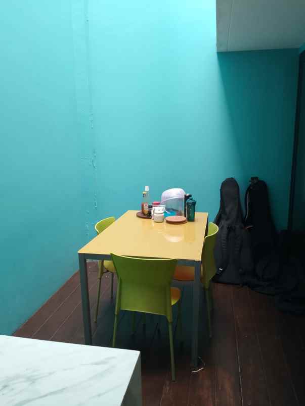 dijual rumah wisteria metland menteng