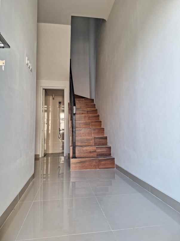 dijual rumah wonorejo selatan