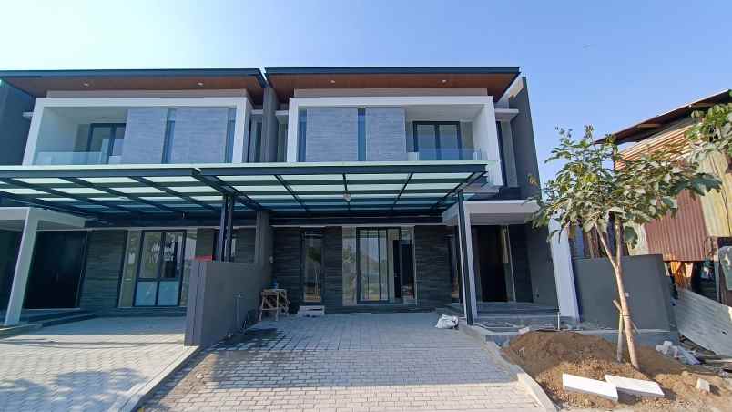 dijual rumah woodland citraland surabaya