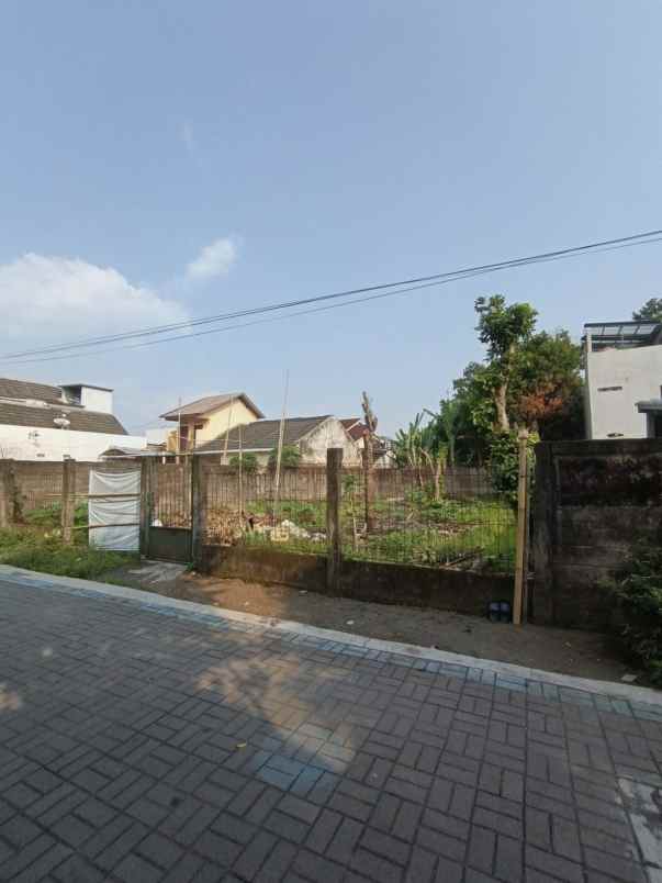 dijual tanah ganjuran conding catur