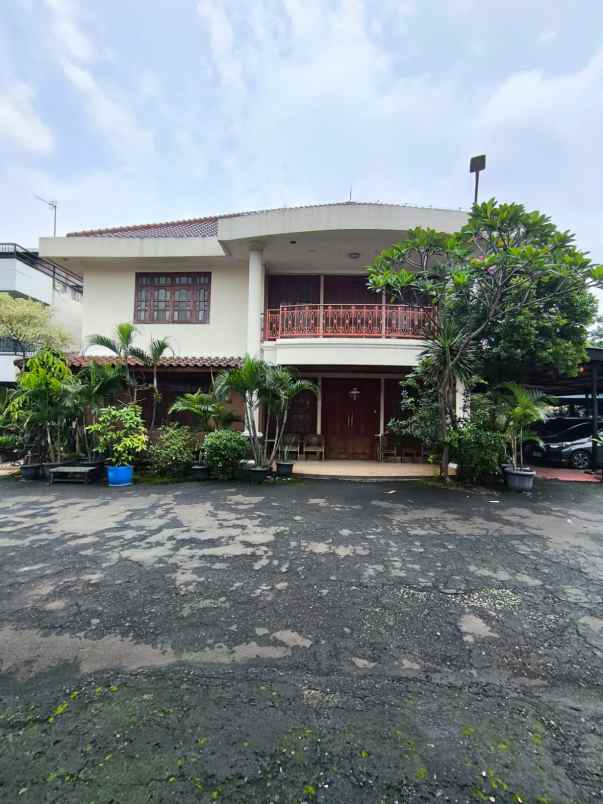 dijual tanah jl basuki rachmat cipinang