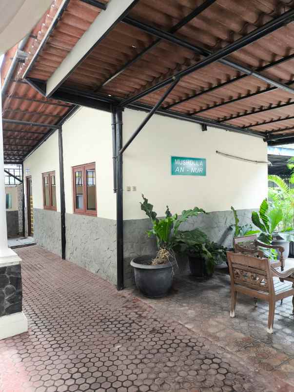 dijual tanah jl basuki rachmat cipinang
