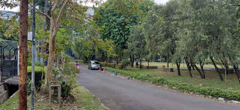 dijual tanah kln runah sakut tegalega