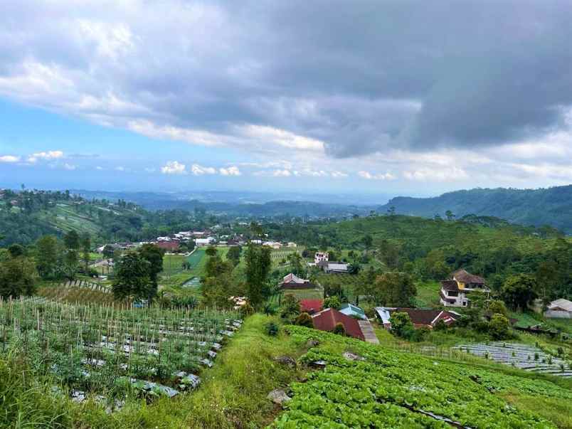 dijual tanah strategis 215m kemuning karanganyar