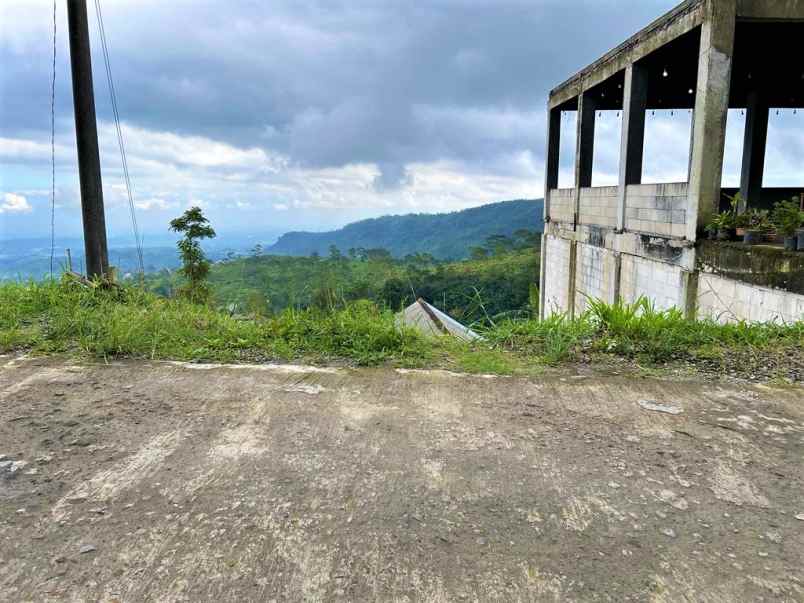 dijual tanah strategis 215m kemuning karanganyar