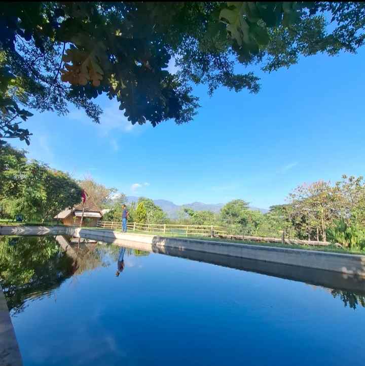 dijual villa margahurip